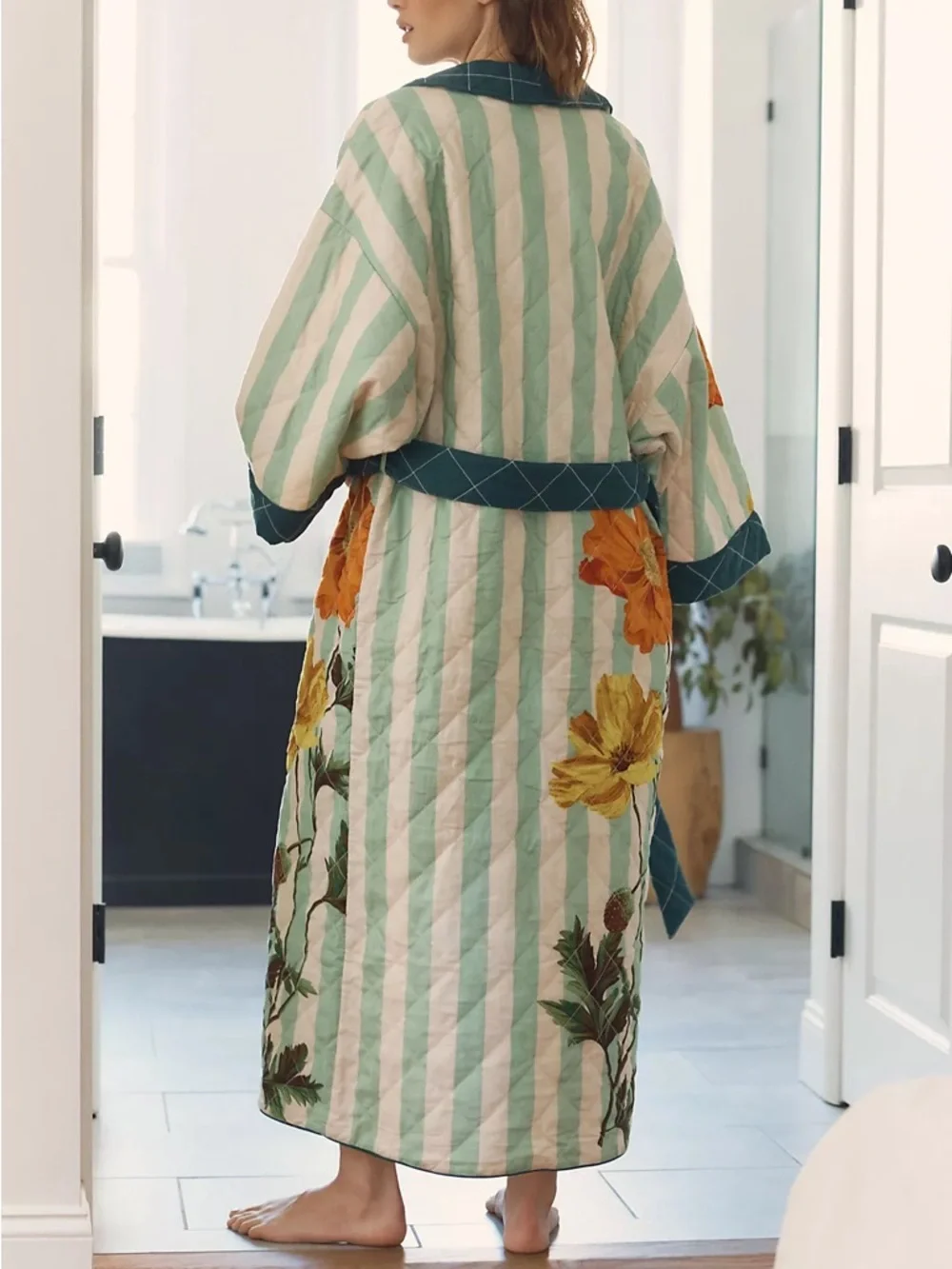 Missing Belt Anthropologie Nay Bellamy x LyreBird Quilted Printed Flannel Robe